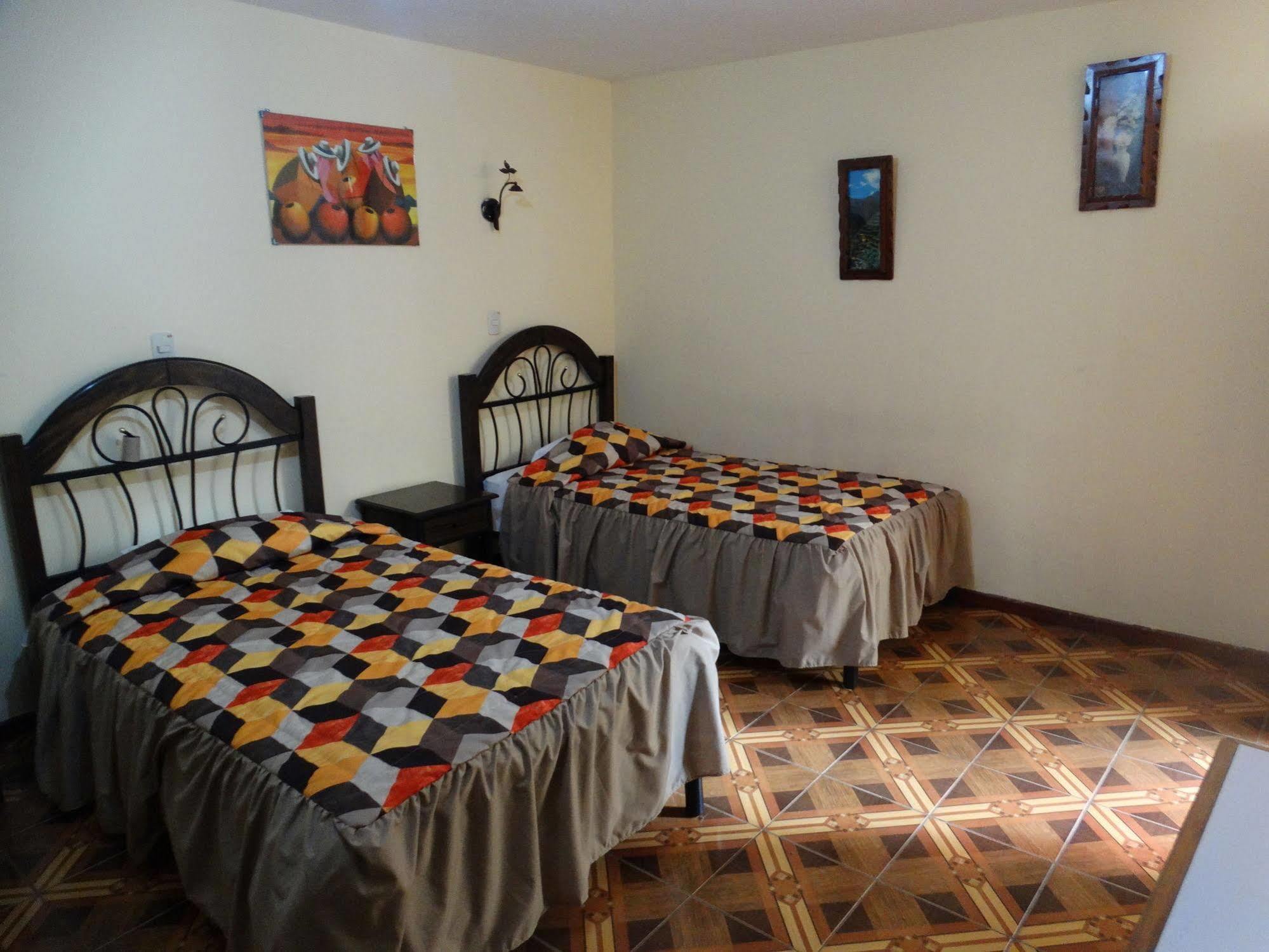 Hotel Manco Capac Пуно Екстериор снимка
